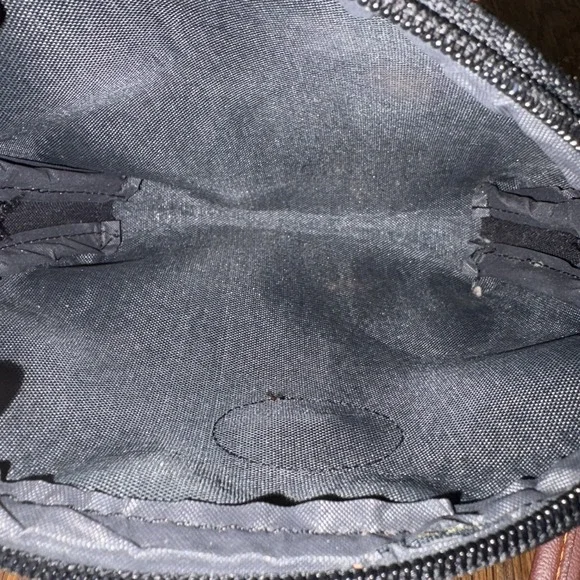 Dooney & Bourke Vintage Clutch Bag - Picture 3 of 5